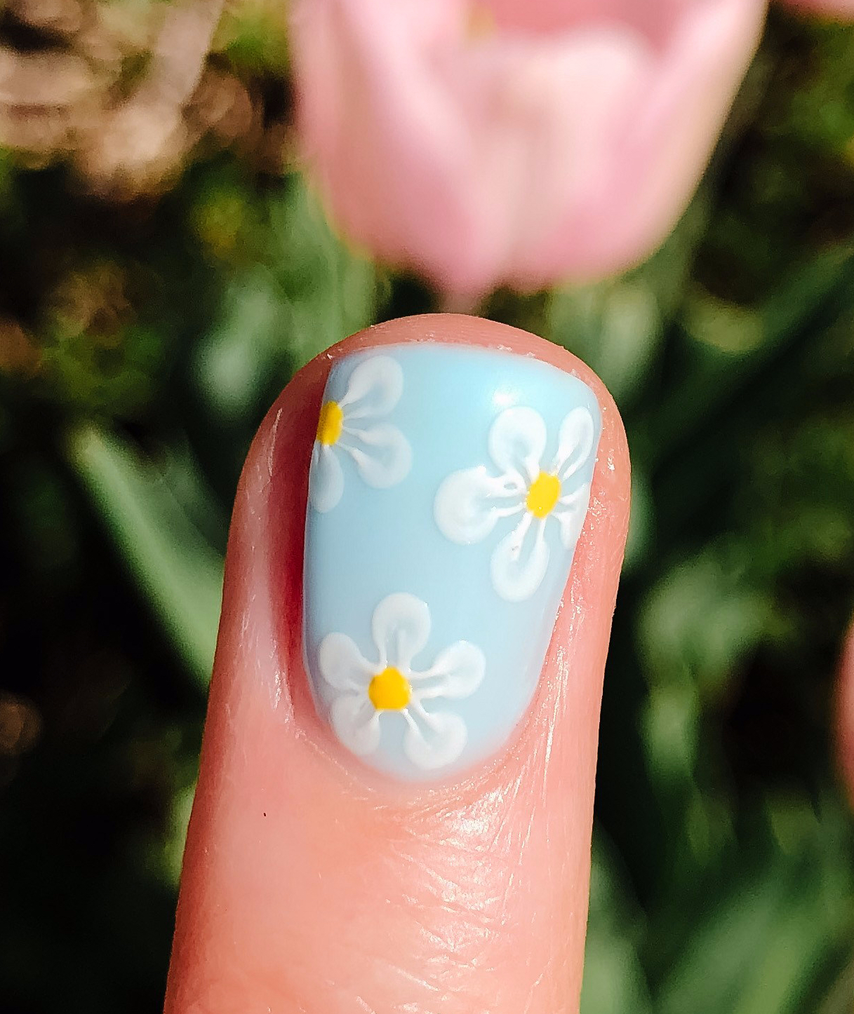 75+ Simple Flower Nail Designs Perfect for Spring in 2023 | Flower nail  designs, Bridesmaids nails, Bridal nails
